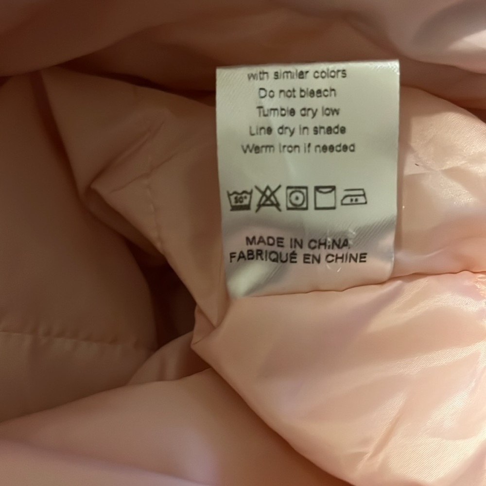 NWOT- Remikstyt Woman’s Winter Coat Down Jacket, Zipper Hood, Faux Fur Inside - Picture 10 of 16